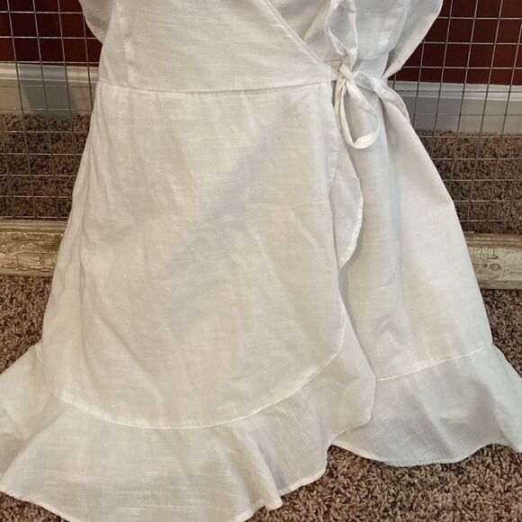 Abercrombie & Fitch wrap top - Picture 3 of 6